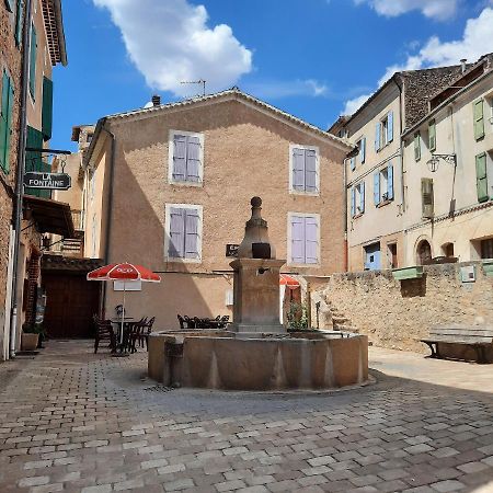 דירות Saint-Martin-de-Brômes Campaneta מראה חיצוני תמונה